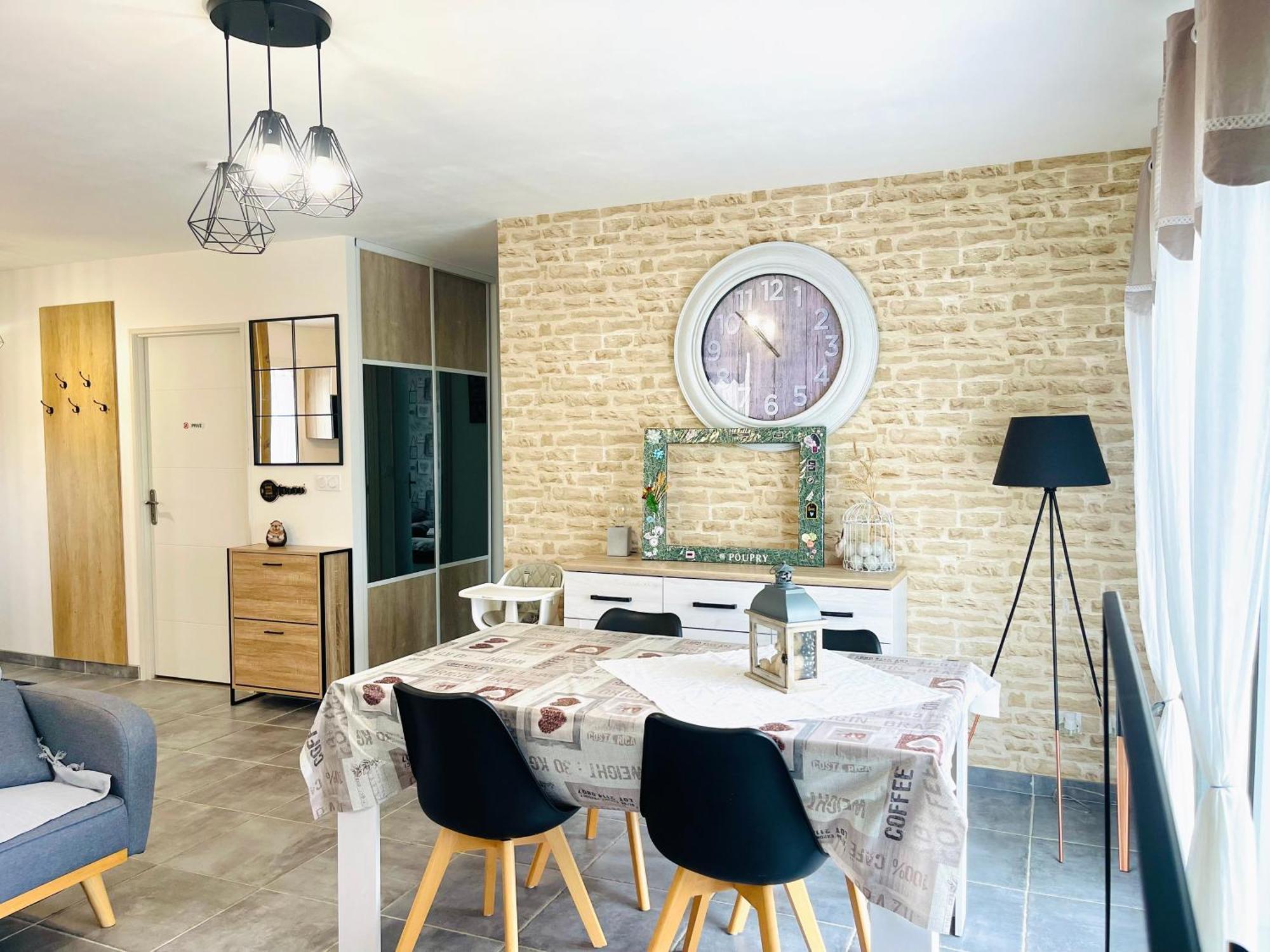 Petite Maison Au Calme Poupry ภายนอก รูปภาพ
